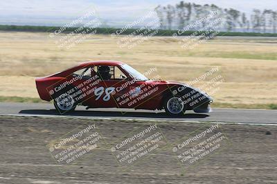 media/Jun-01-2024-CalClub SCCA (Sat) [[0aa0dc4a91]]/Group 5/Race/